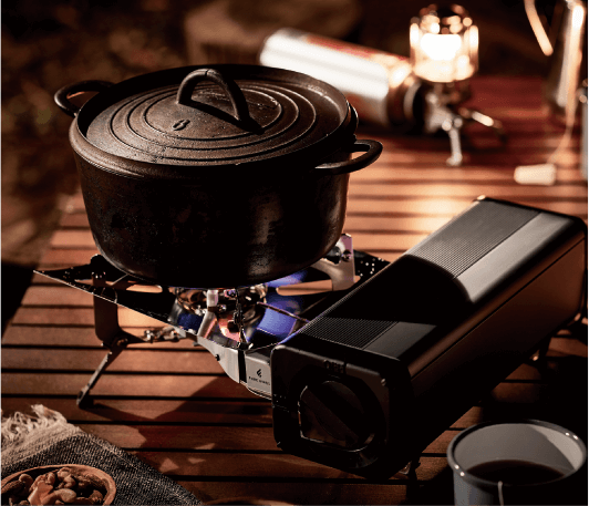 FORE WINDS COMPACT Camp Stove with Iwatani Premium Butane Fuel 4 pack